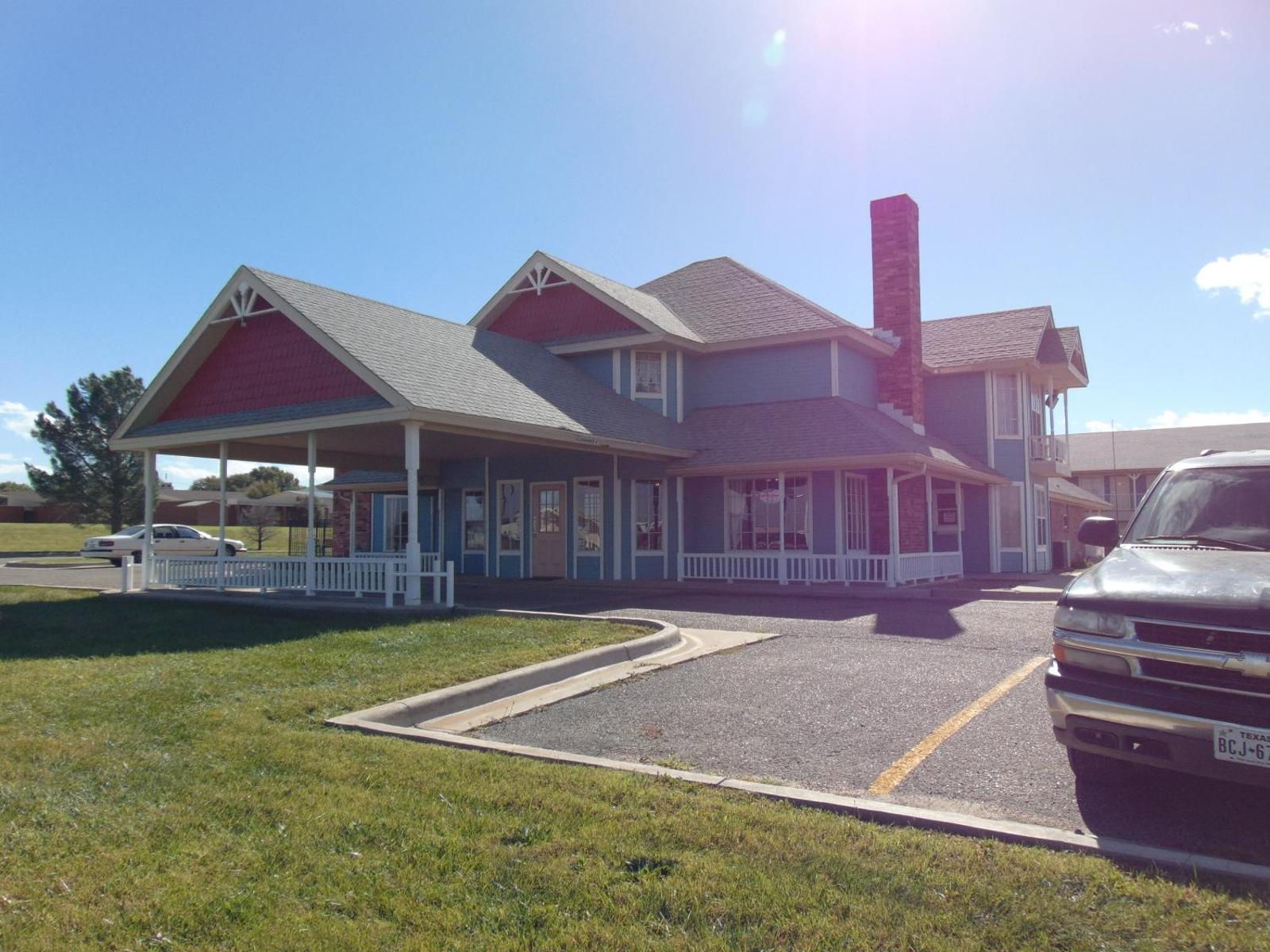 Heritage House Inn